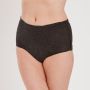 Vivactive Lady Discreet Underwear Medium (1700ml) 9 Pack - closeup